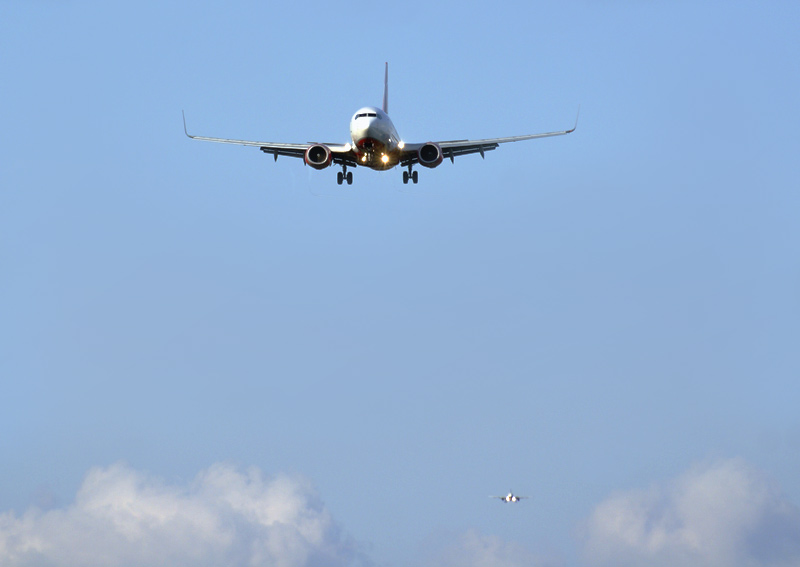 landungen flugzeug c GreenConnect 04576 800